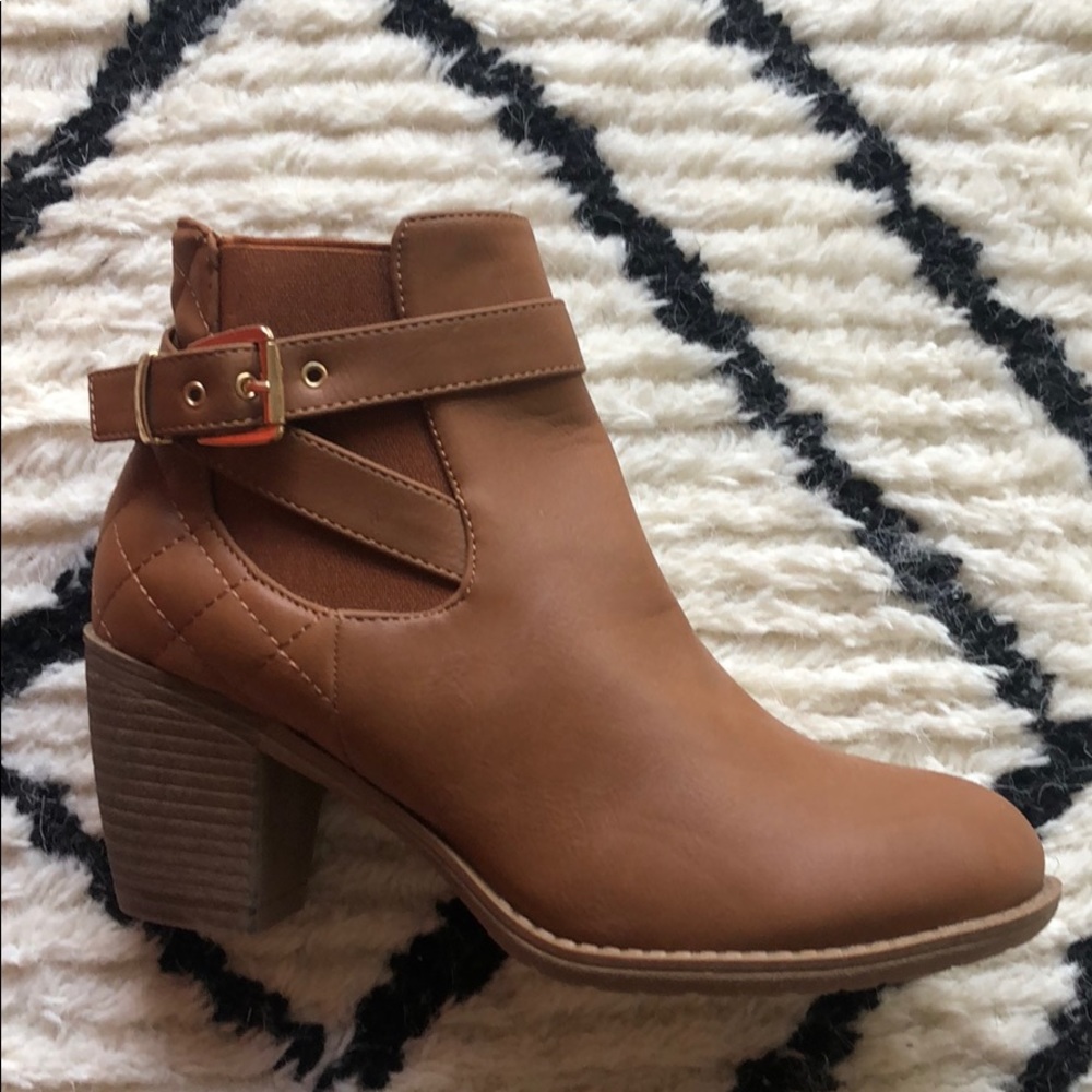 Camel color booties with gold buckle